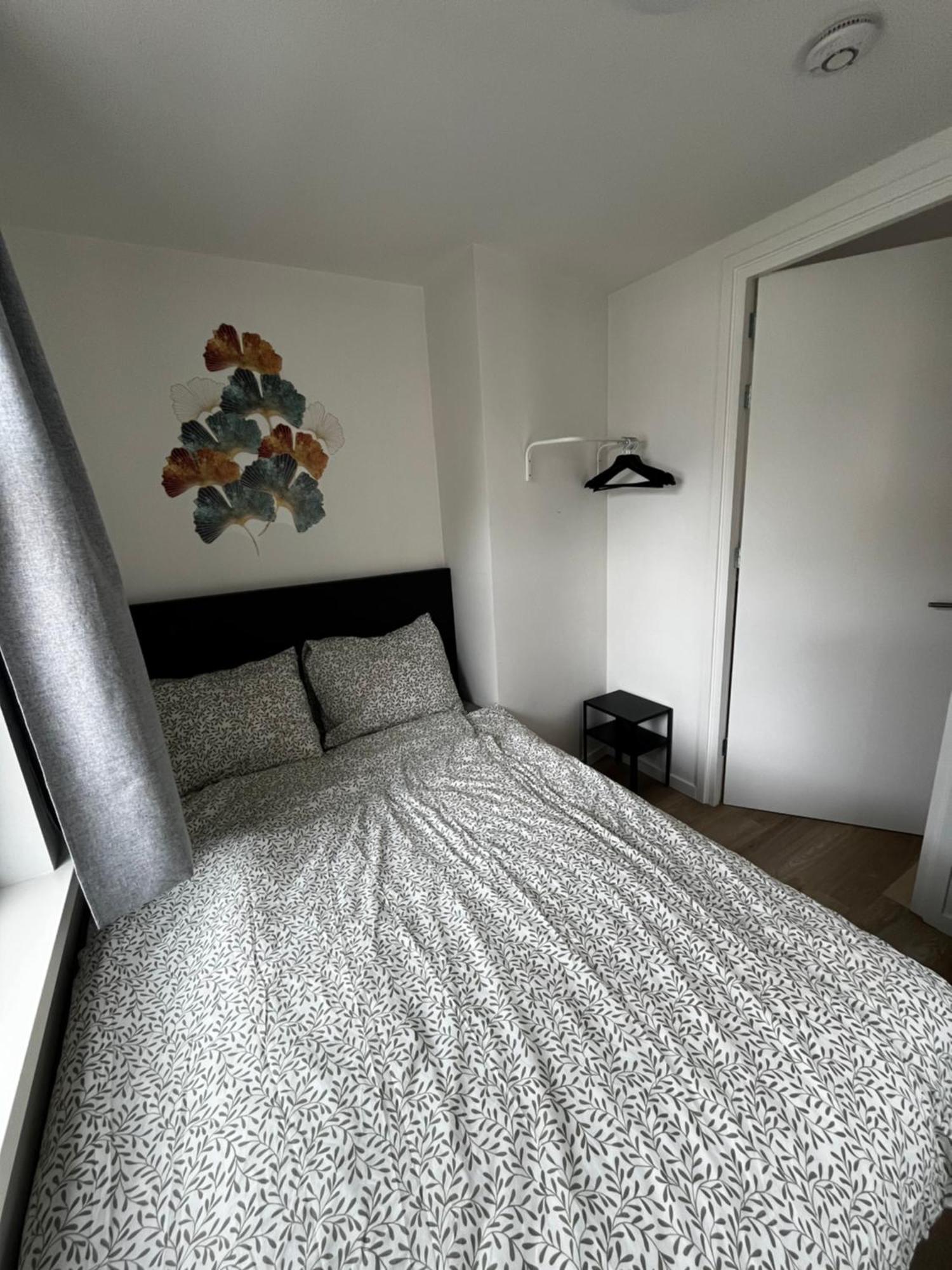 Apartement Hotel Stays By Adm Лейден Екстериор снимка