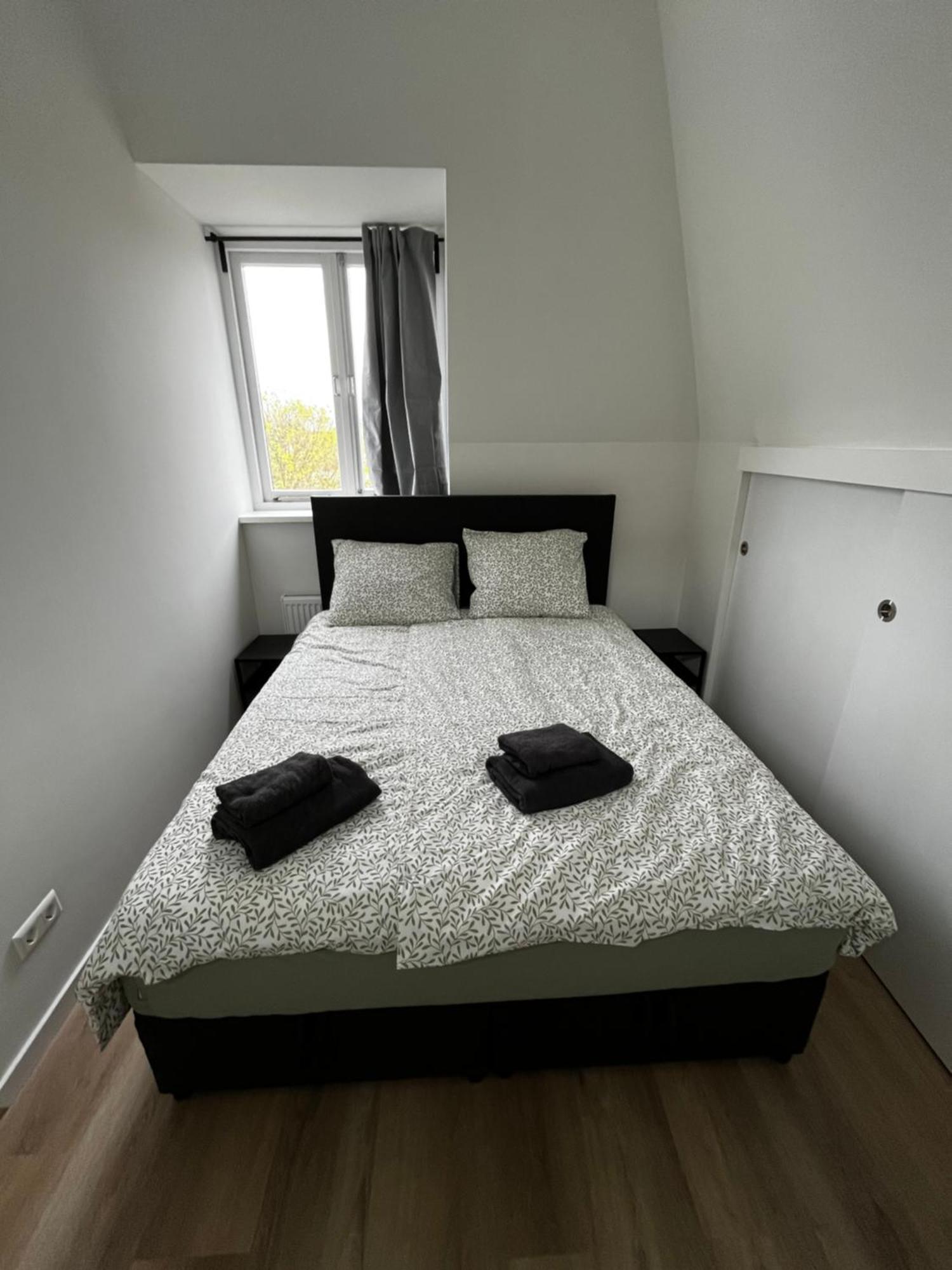 Apartement Hotel Stays By Adm Лейден Екстериор снимка