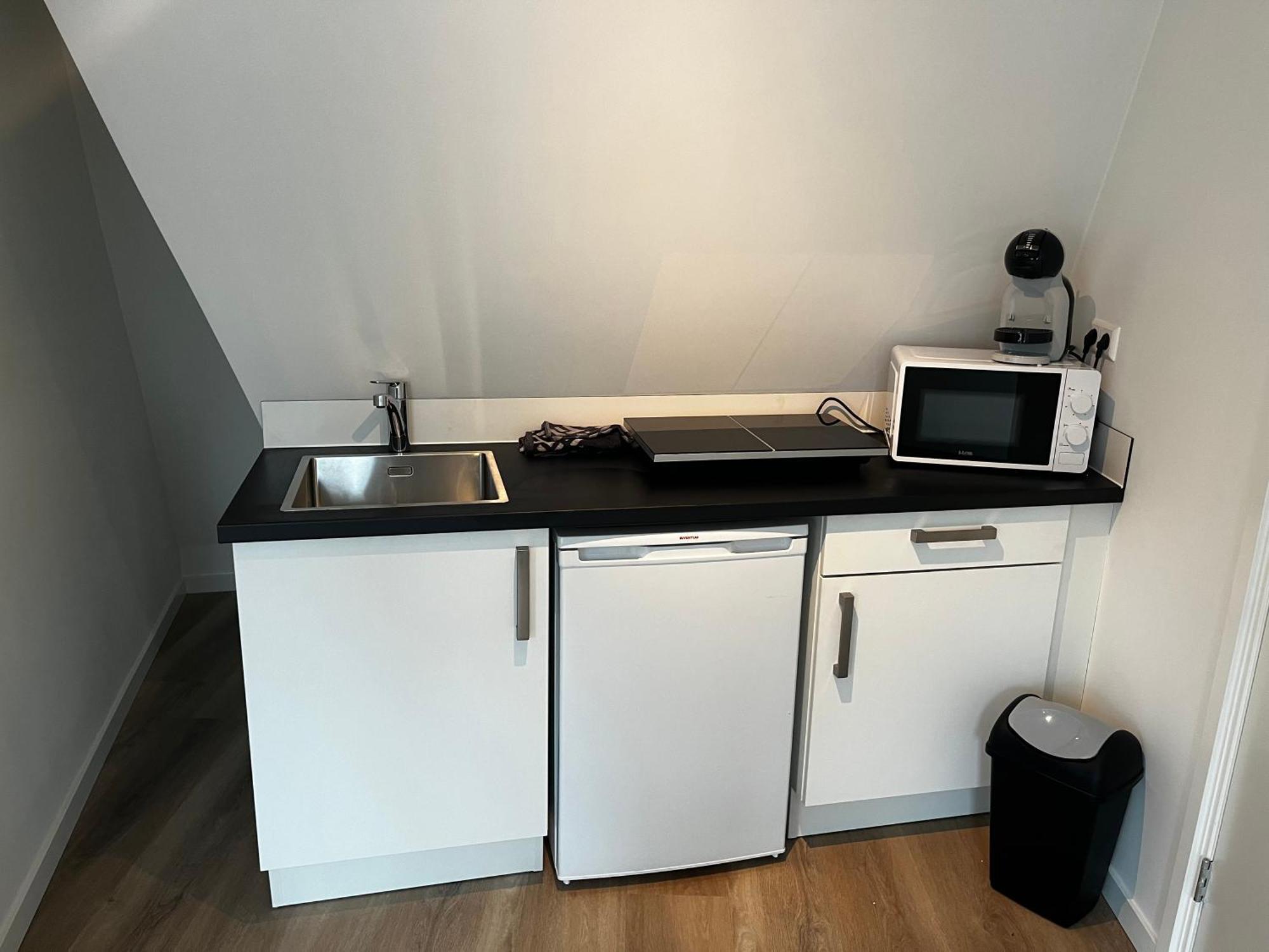 Apartement Hotel Stays By Adm Лейден Екстериор снимка