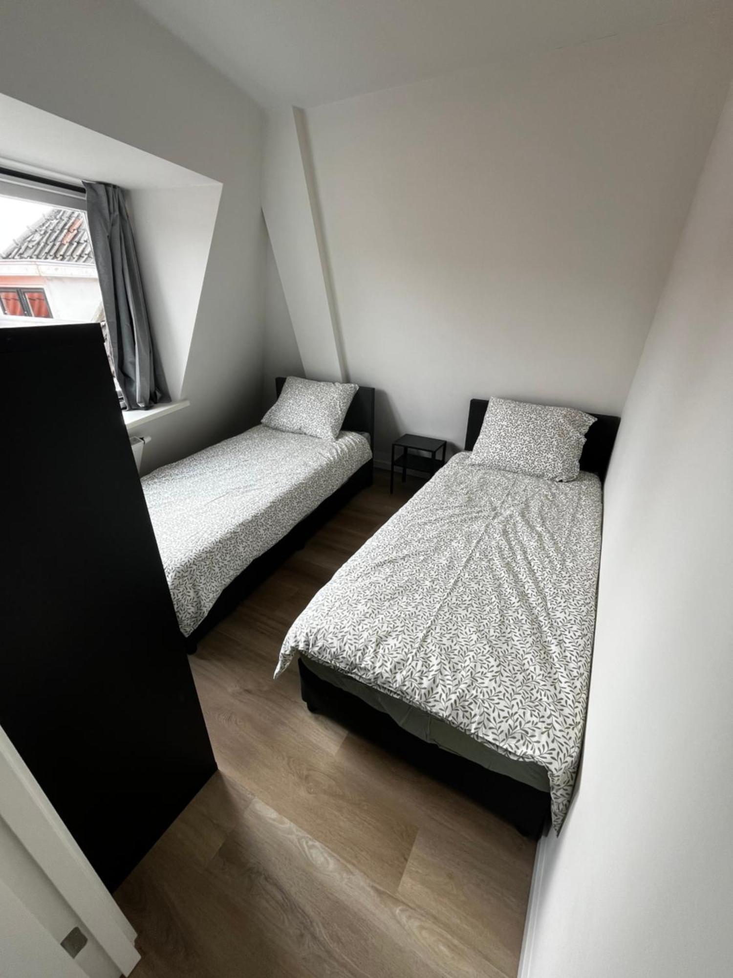 Apartement Hotel Stays By Adm Лейден Екстериор снимка
