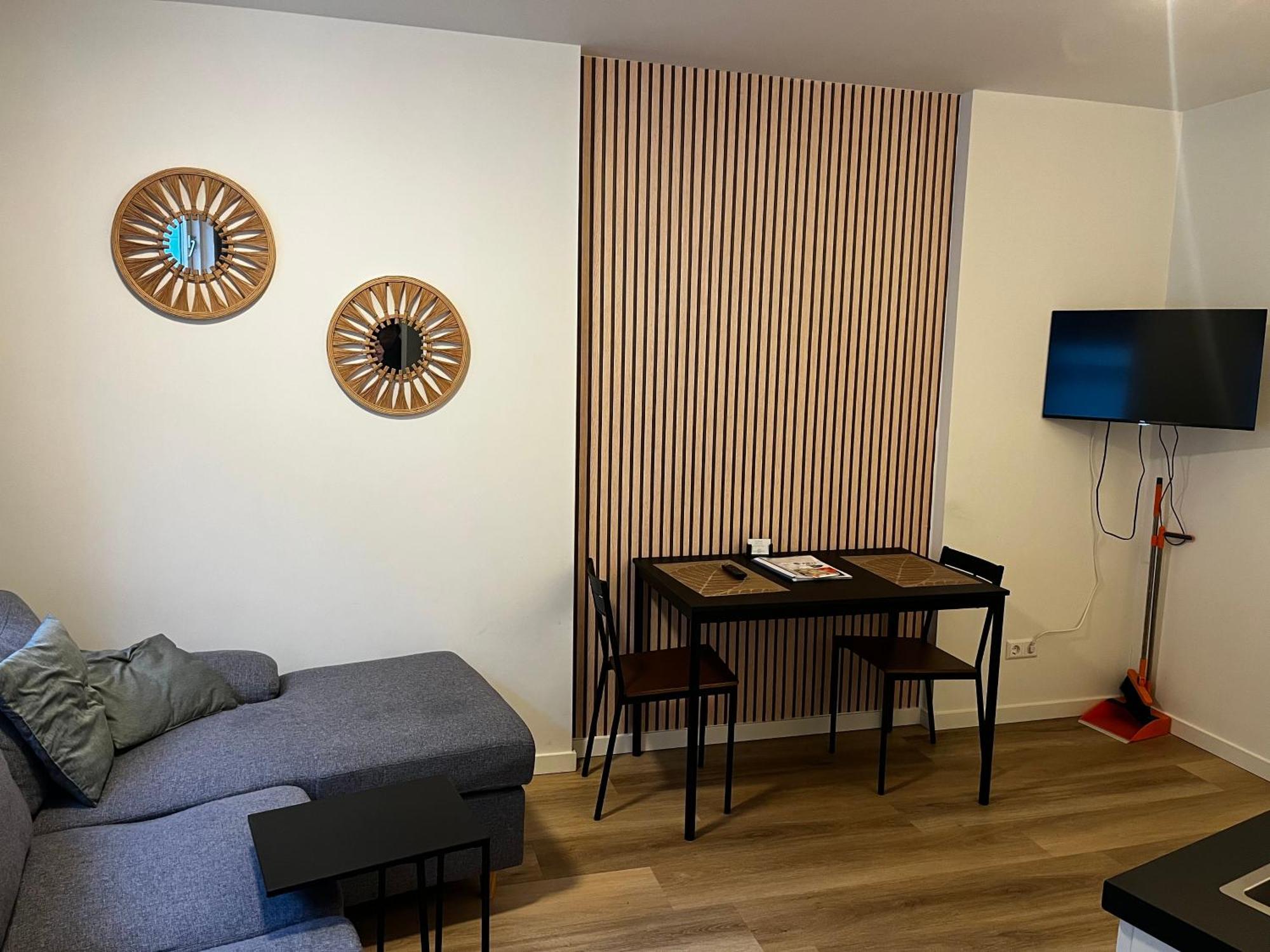 Apartement Hotel Stays By Adm Лейден Екстериор снимка